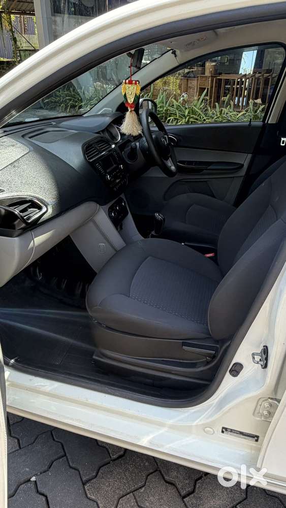 Tata Tiago Xz, 2016, Petrol