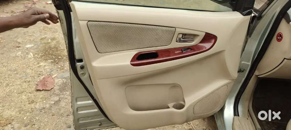Toyota Innova 2.5 Diesel 2009 Manual