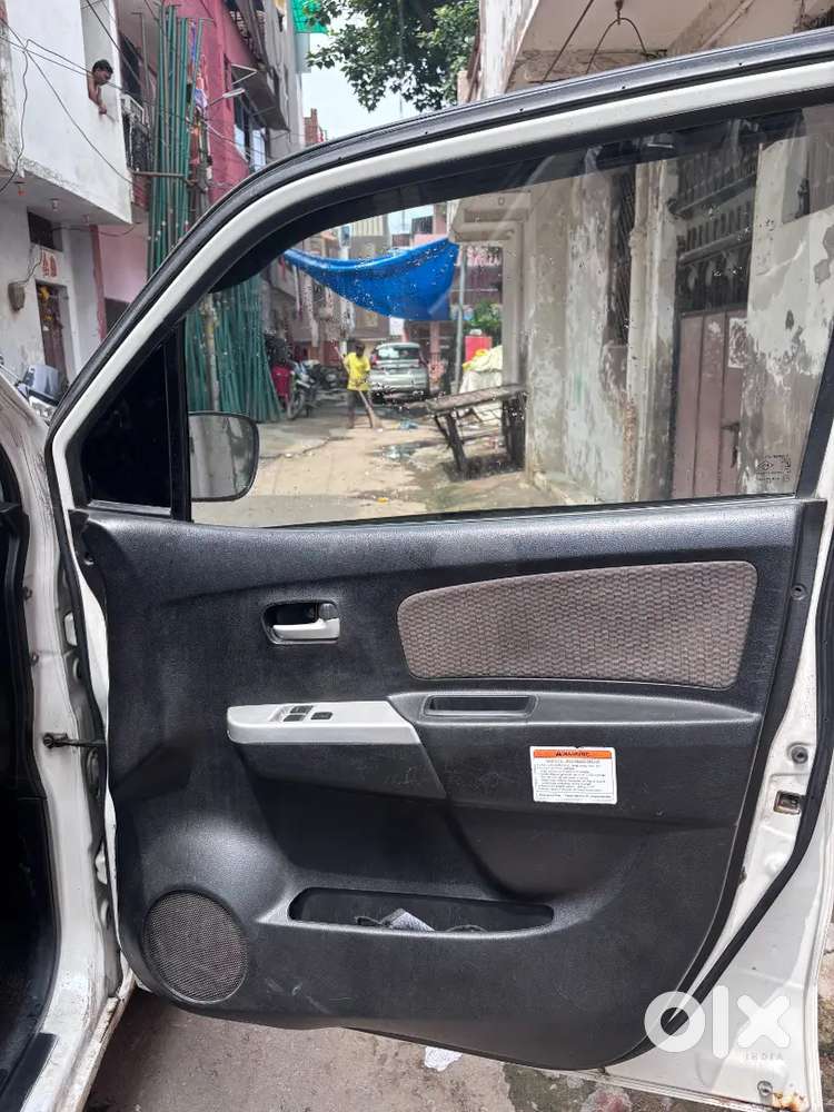 Maruti Suzuki Wagon R Lxi 2014(december)cng+petrol 77000 Driven
