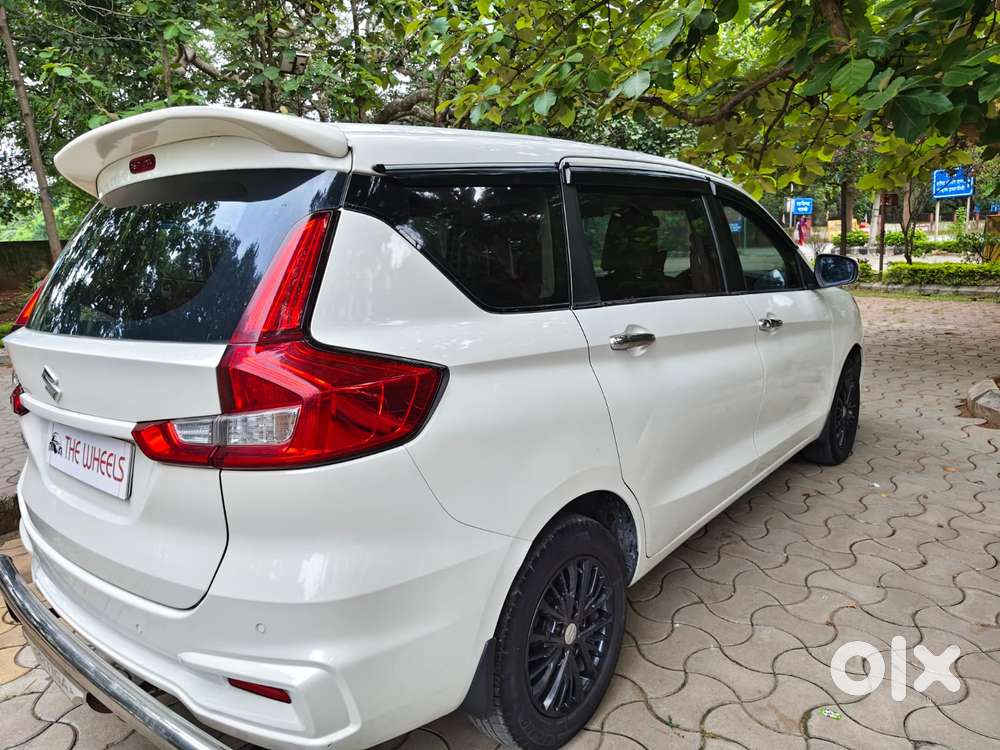 Maruti Suzuki Ertiga Vxi (o) Cng, 2022, Petrol