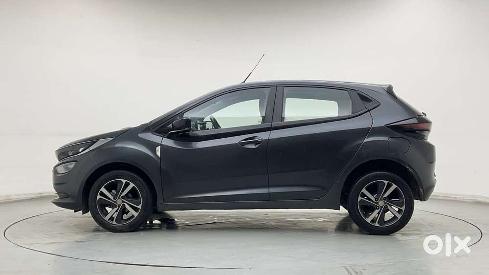 Tata Altroz Xz, 2020, Petrol