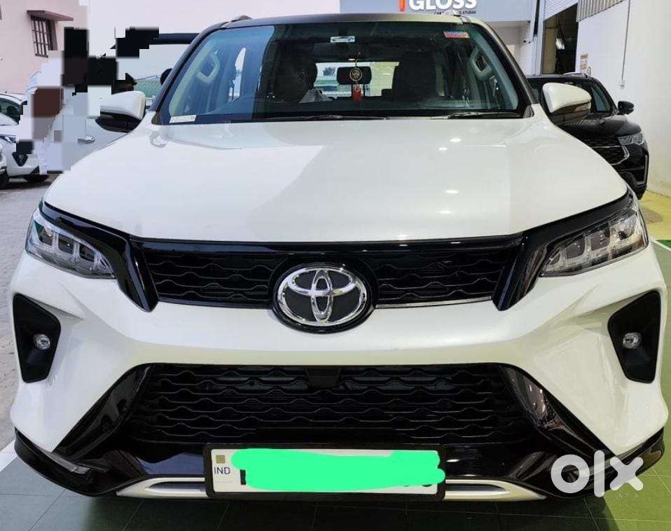 Toyota Fortuner Legender 4x2 At 2.8, 2024, Diesel