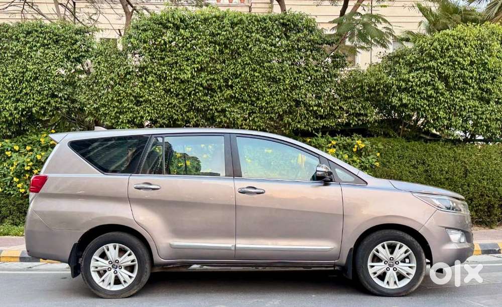 Toyota Innova Crysta 2.8z Automatic, 2019, Diesel