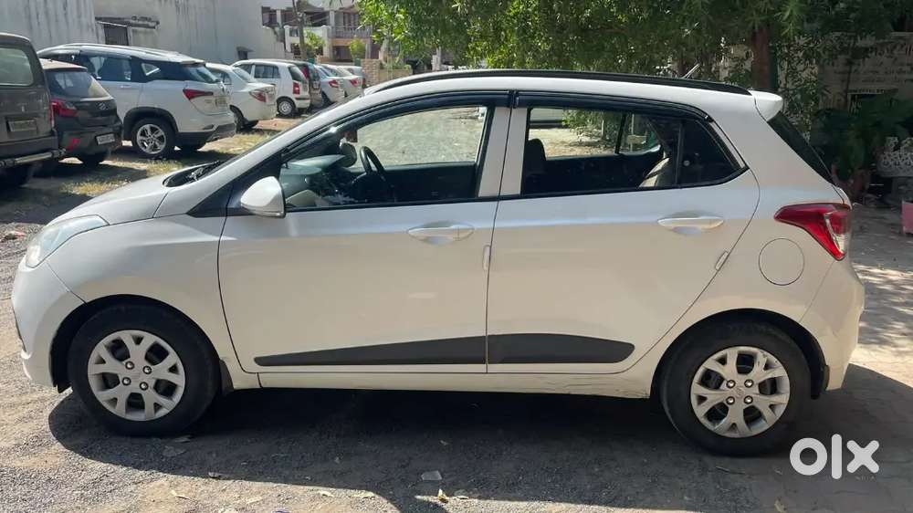 Hyundai Grand I10 Sportz 2016 Diesel Manual