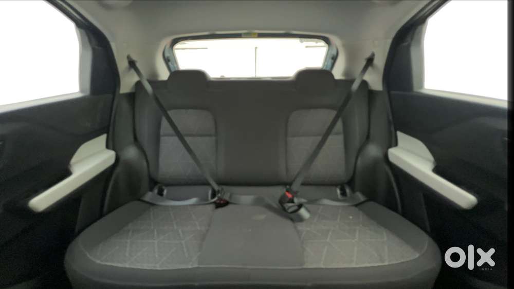 Tata Punch Accomplished Dazzle Sunroof Cng, 2023, Cng & Hybrids