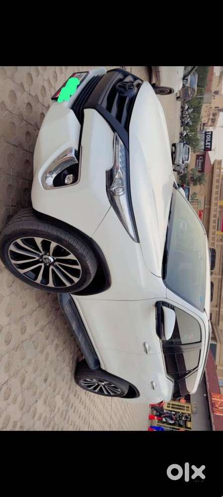 Toyota Fortuner 3.0 4x2 Automatic, 2018, Diesel