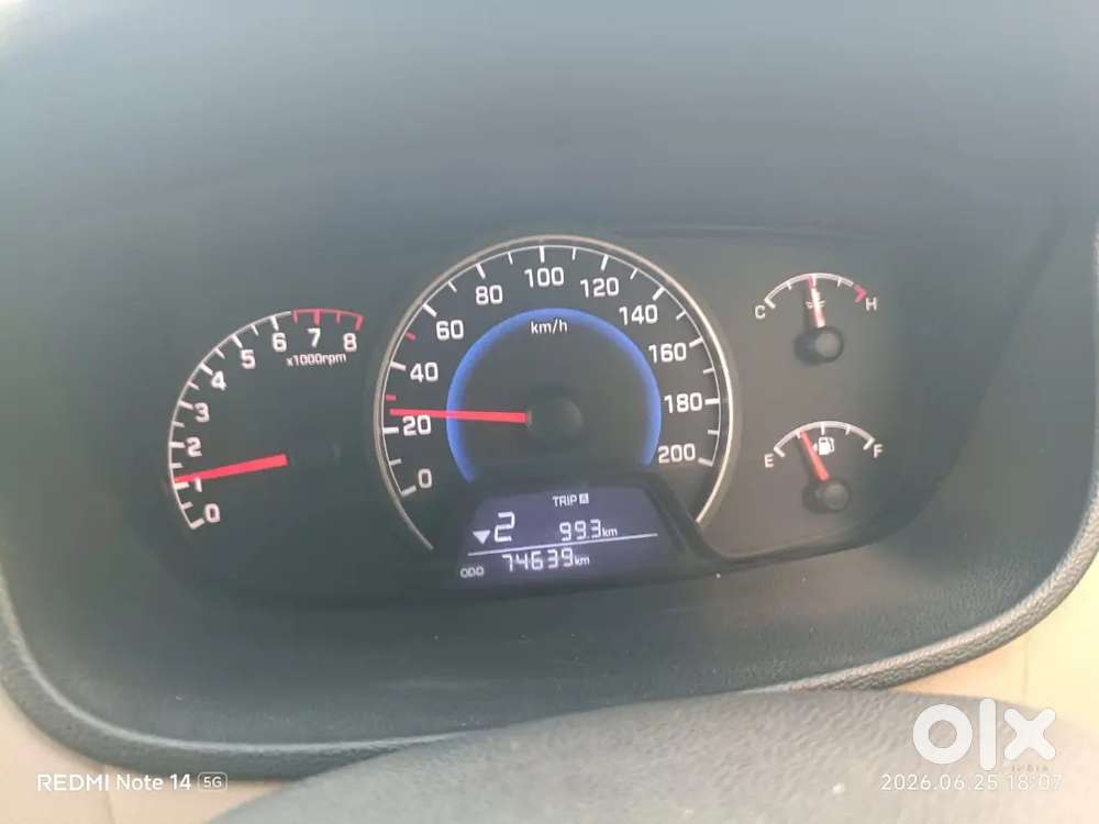Hyundai Grand I10 2017 Petrol 74500 Km Driven