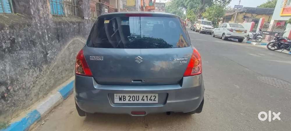 Maruti Suzuki Swift 2010 Diesel 86470 Km Driven