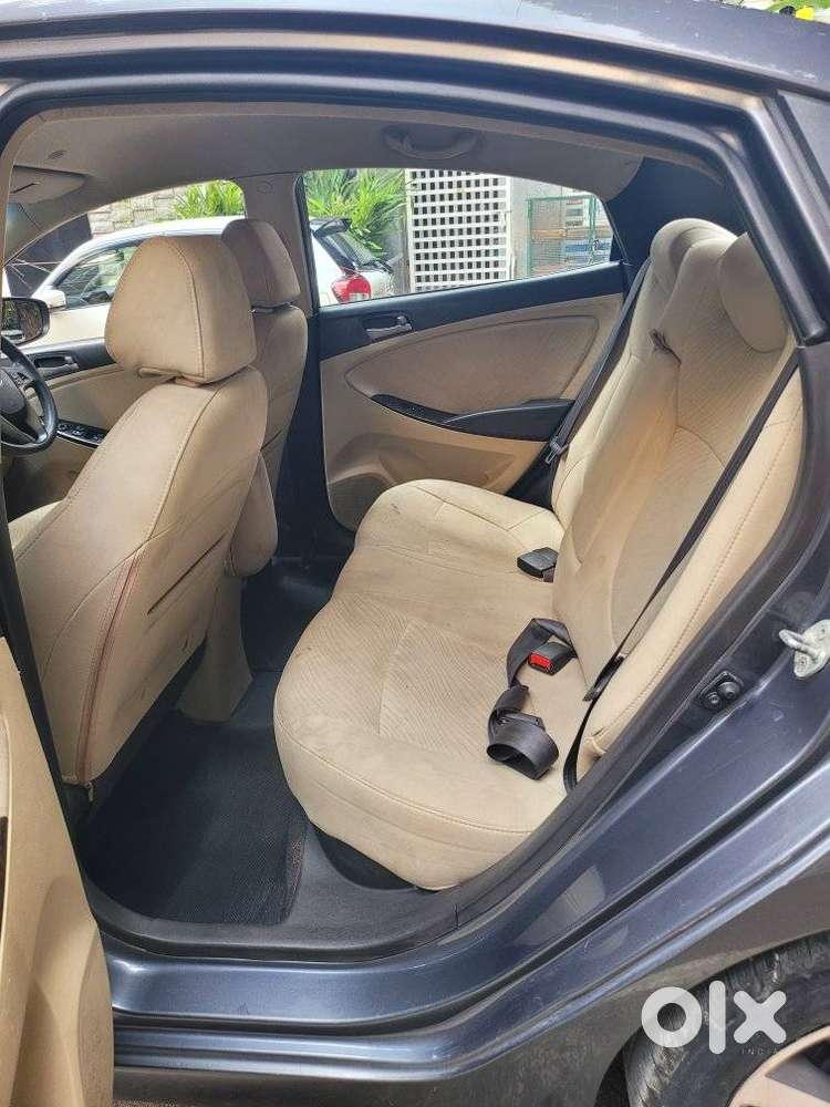 Hyundai Verna 1.6 Sx Vtvt At, 2016, Petrol