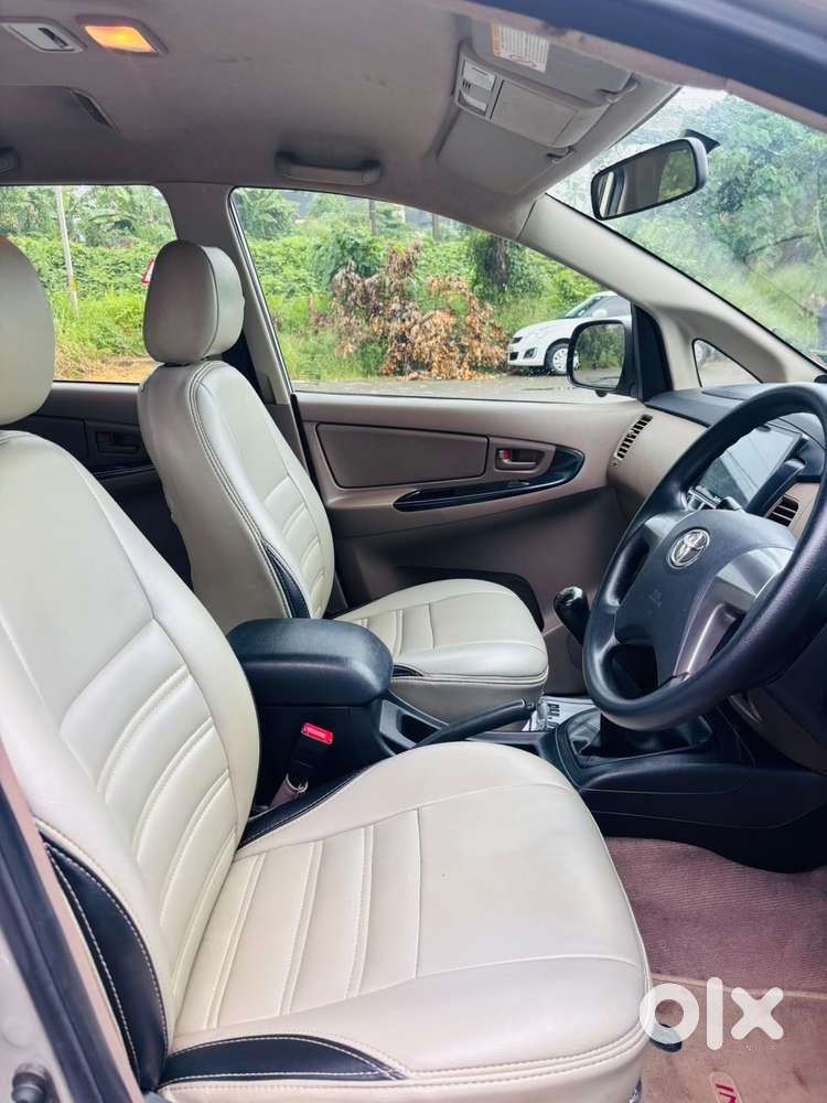 Toyota Innova 2.5 G (diesel) 7 Seater, 2016, Diesel