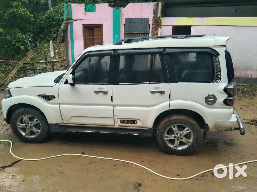 Mahindra Scorpio S10 White Colour Good Condition Well Maintained Car