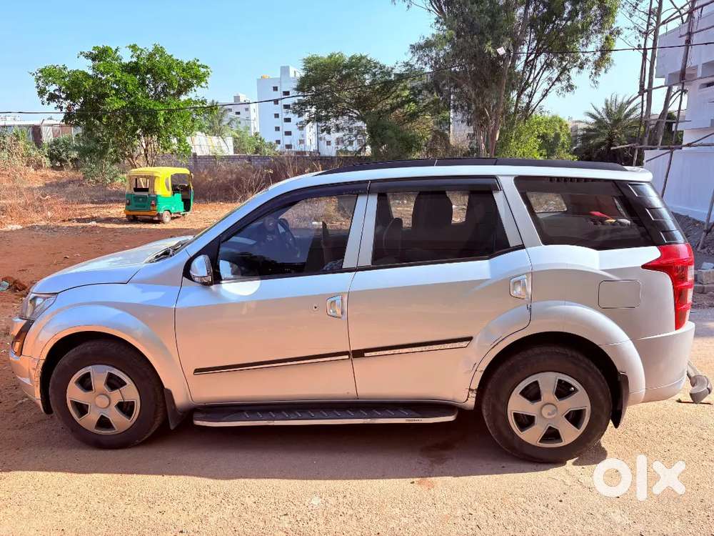 Mahindra Xuv500 2016 Diesel 137718 Km Driven