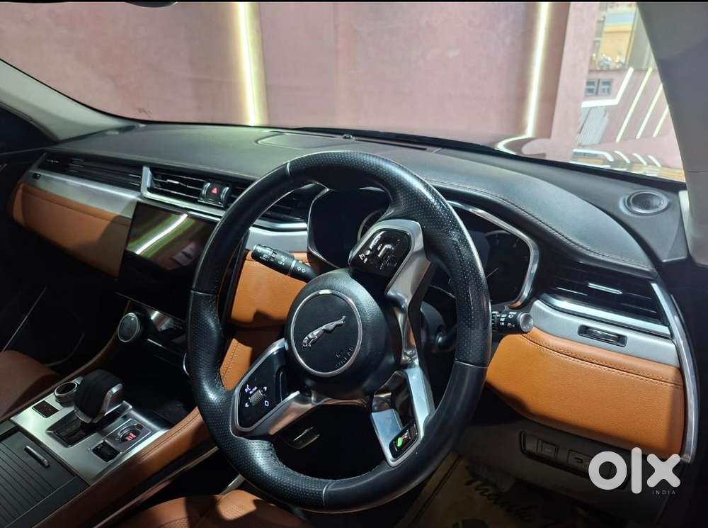 Jaguar F-pace Prestige 2.0 Petrol, 2023, Petrol