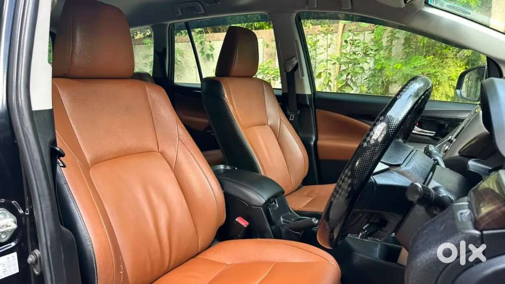 Toyota Innova Crysta 2.7 Zx At, 2022, Petrol