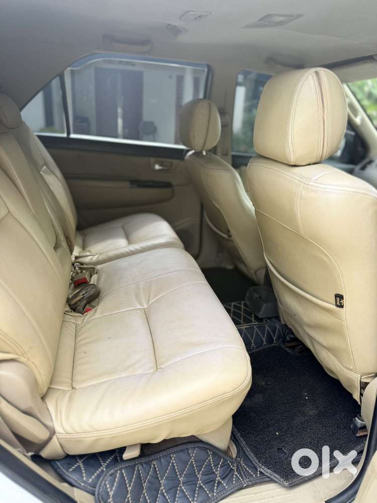 Toyota Fortuner 3.0 Ltd, 2012, Diesel