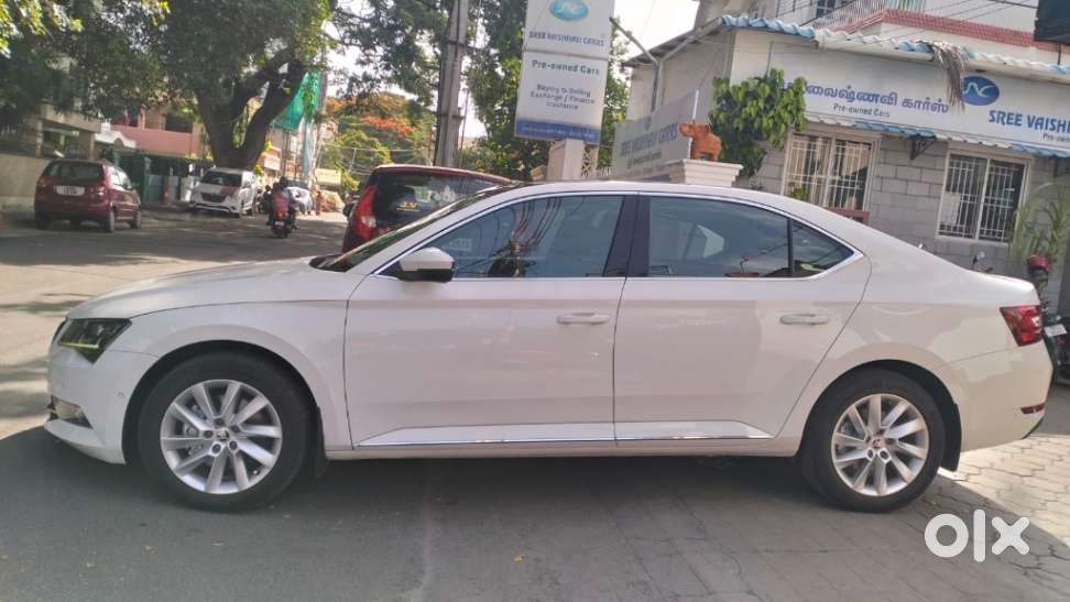 Skoda Superb L&k 1.8 Tsi At, 2019, Petrol