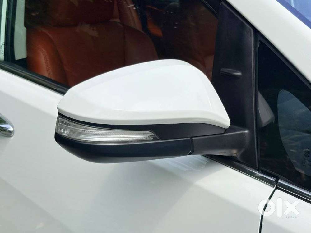 Toyota Innova Crysta 2.4 V, 2017, Diesel