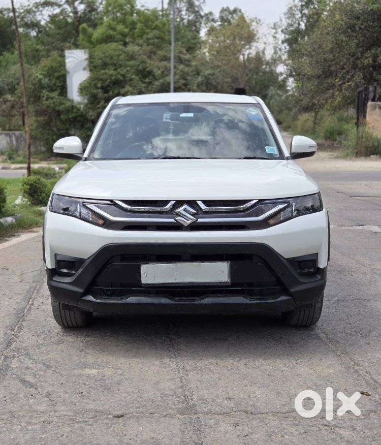 Maruti Suzuki Brezza 1.5 Lxi Cng, 2024, Cng & Hybrids