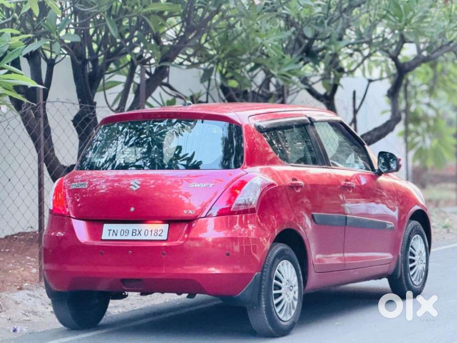 Maruti Suzuki Swift Vxi, 2014, Petrol