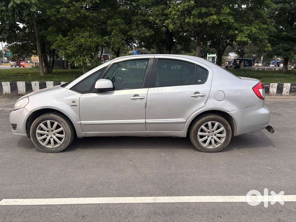 Maruti Suzuki Sx4 Zdi, 2013, Petrol