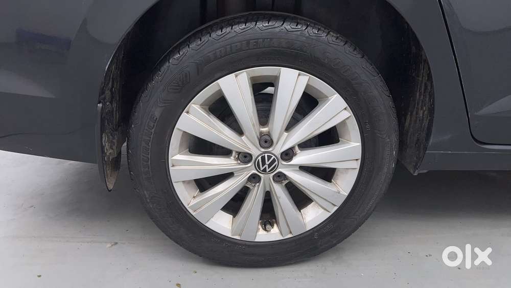 Volkswagen Virtus Highline Plus 1.0 Tsi At, 2022, Petrol