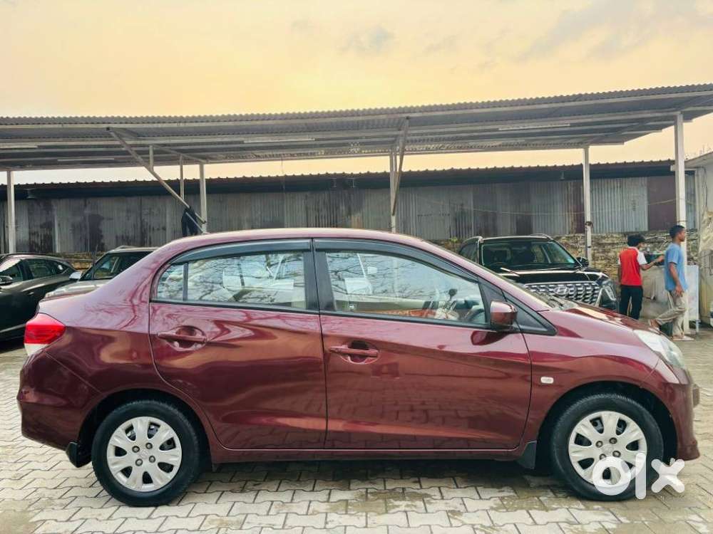 Honda Amaze S I-vtech, 2014