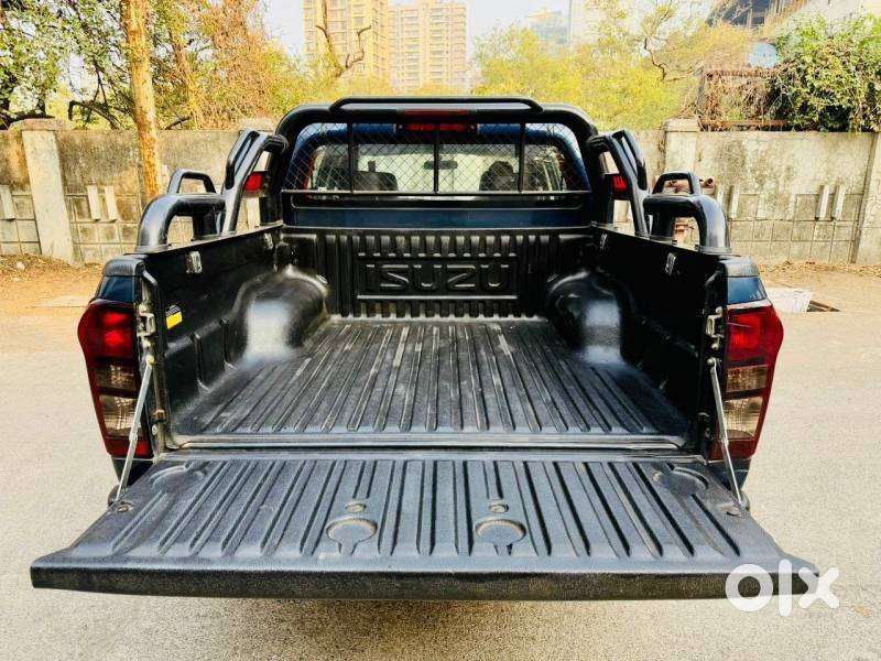 Isuzu V-cross Z 4x4 Mt, 2024, Diesel