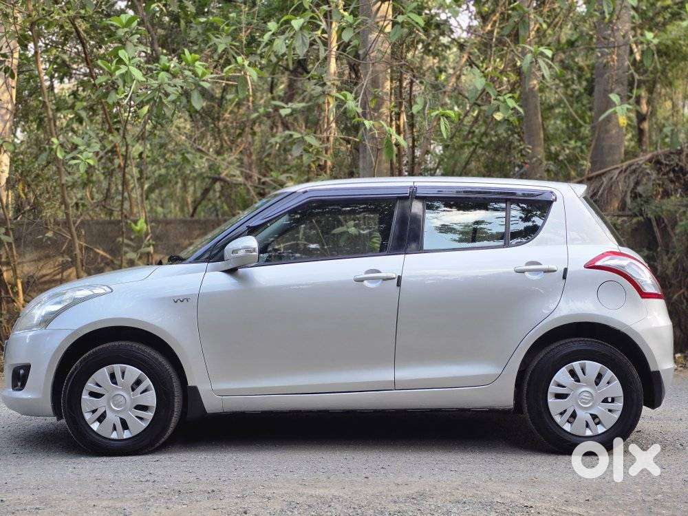 Maruti Suzuki Swift Vxi + Manual, 2013, Petrol