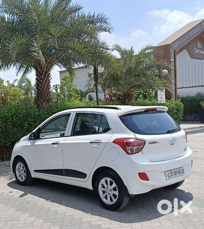 Hyundai Grand I10 1.2 Kappa Vtvt Asta (o) At, 2016, Petrol