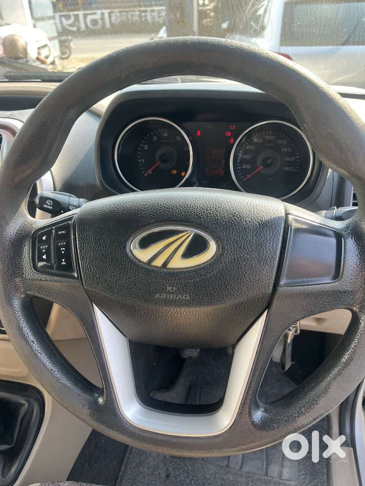 Mahindra Tuv 300 T8, 2015, Diesel