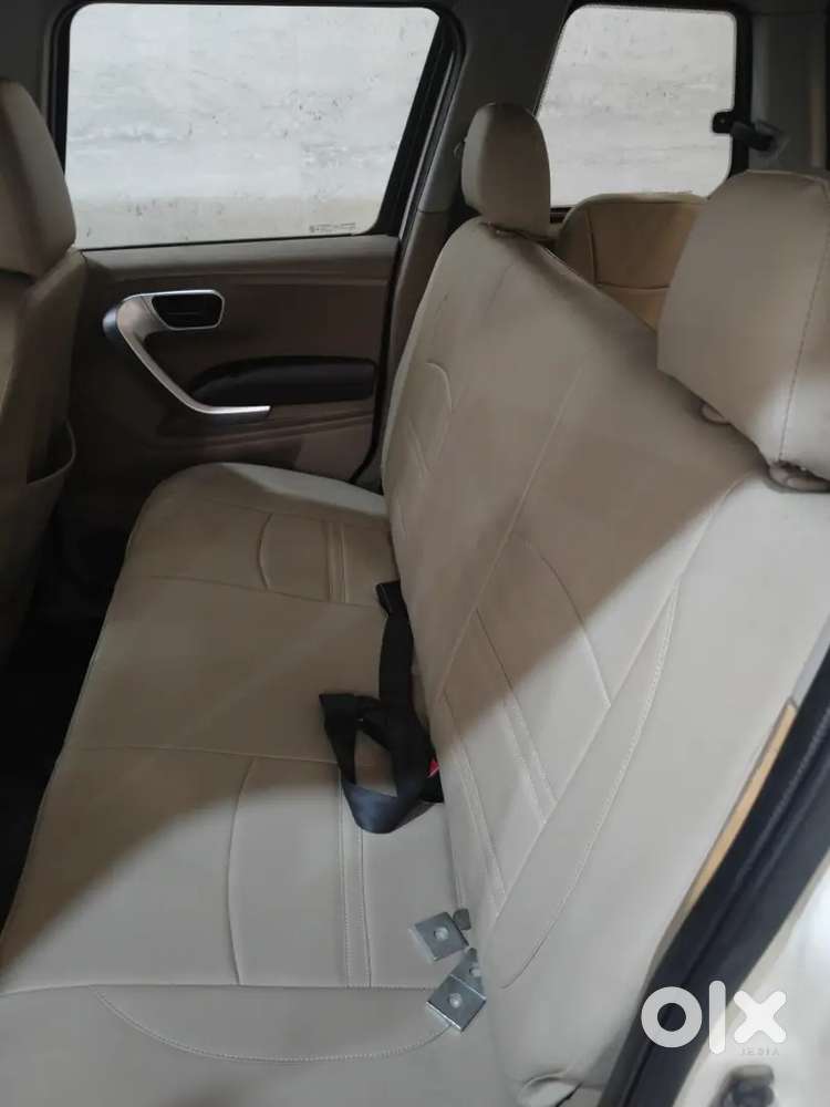 Mahindra Tuv 300 2015 Diesel Good Condition