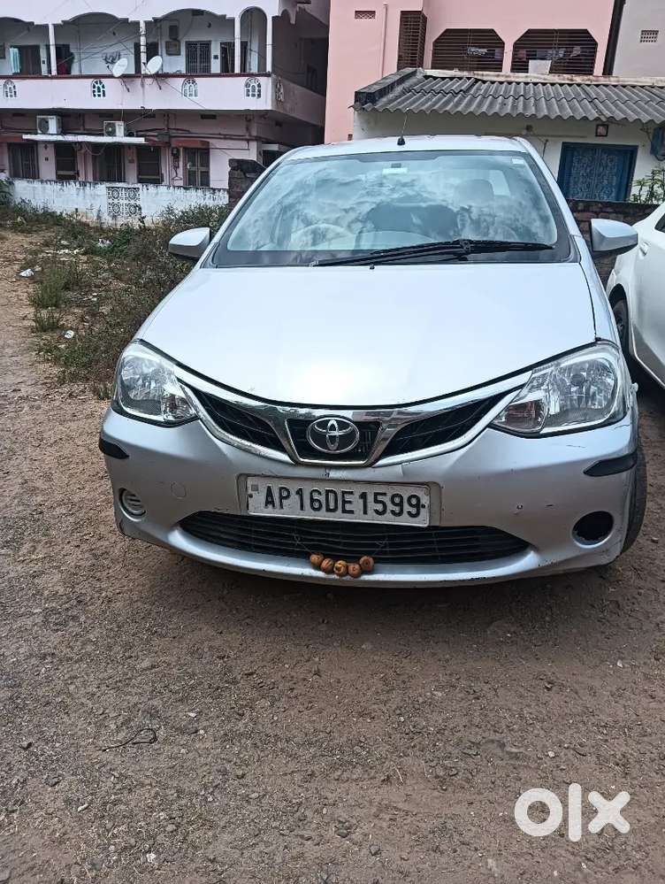 Toyota Etios 2015 Diesel 230000 Km Driven