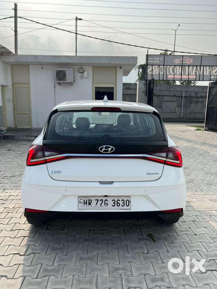 Hyundai I20 Sportz 1.2 Vtvt, 2023, Petrol