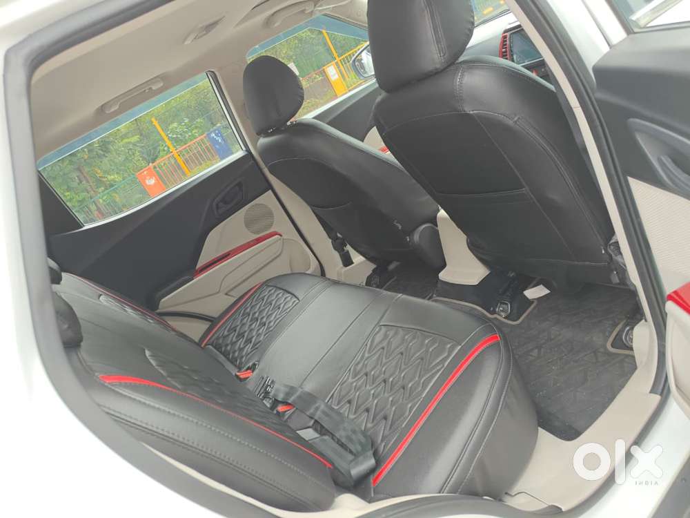 Mahindra Xuv300 W6 Amt Diesel, 2024, Diesel