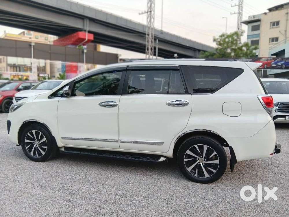 Toyota Innova Crysta 2.4 Z 7 Str, 2022, Diesel