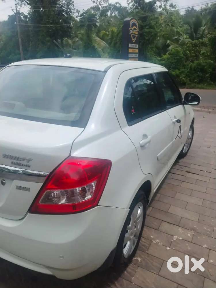 Maruti Suzuki Dzire 2012 Diesel 137 Km Driven