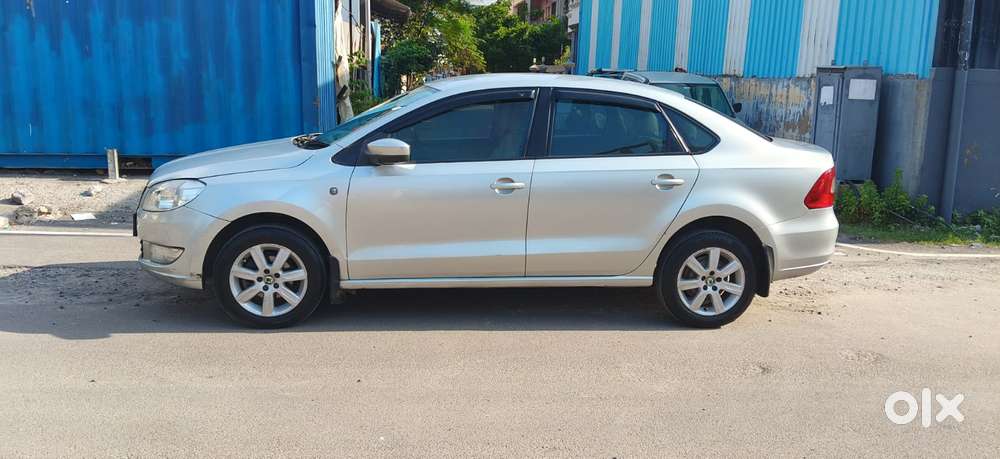 Skoda Laura Elegance 1.9 Tdi Mt, 2014, Diesel