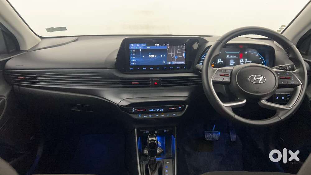 Hyundai I20 Asta (o) 1.2 Ivt Dual Tone, 2022, Petrol