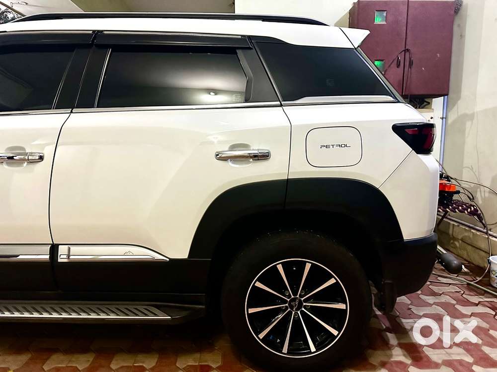 Maruti Brezza Petrol 2023