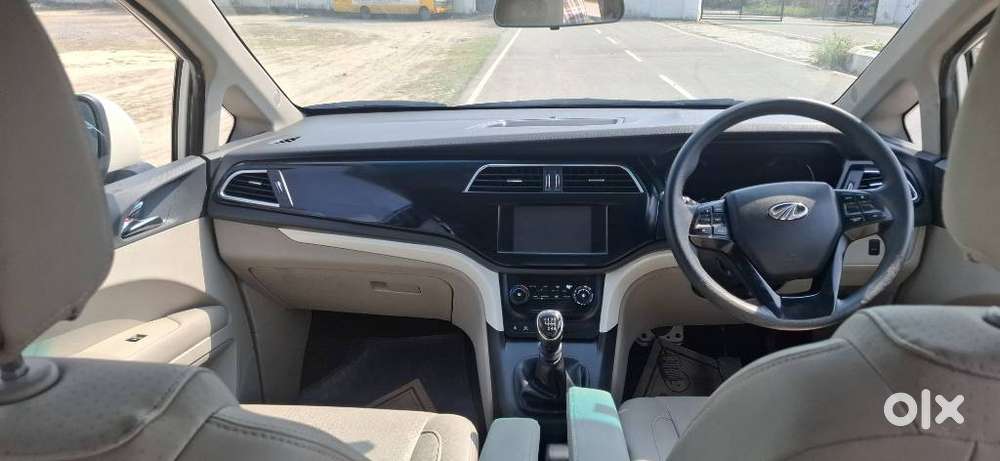 Mahindra Marazzo M8 8str, 2020, Diesel