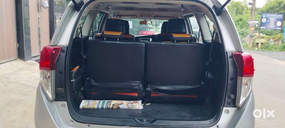 Toyota Innova Crysta 2.4 Gx Mt, 2017, Diesel