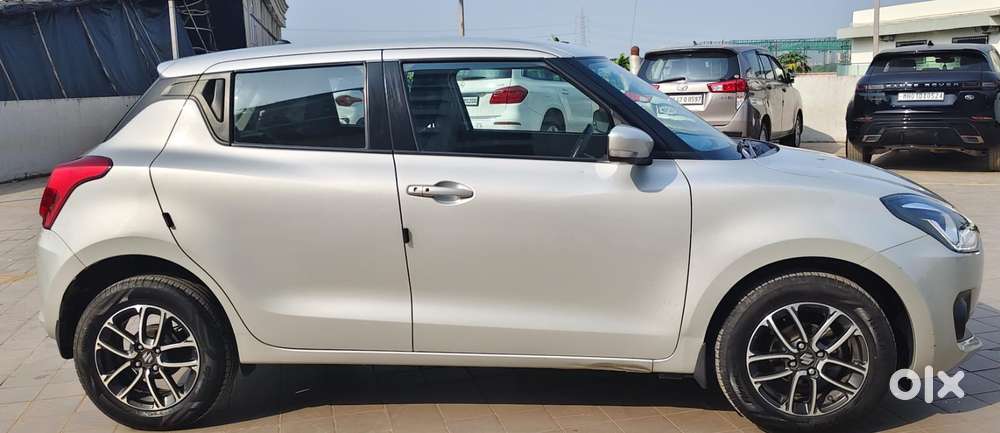 Maruti Suzuki Swift Zxi Plus Amt Dual Tone, 2020