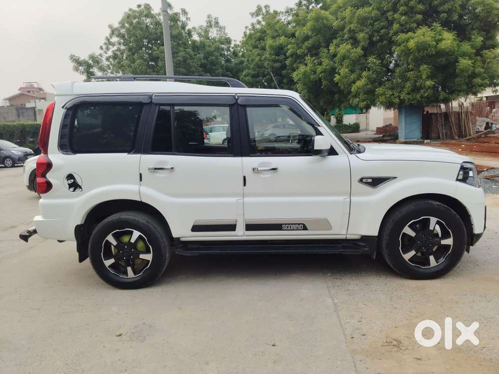 Mahindra Scorpio S11 Mt 7s, 2024, Diesel