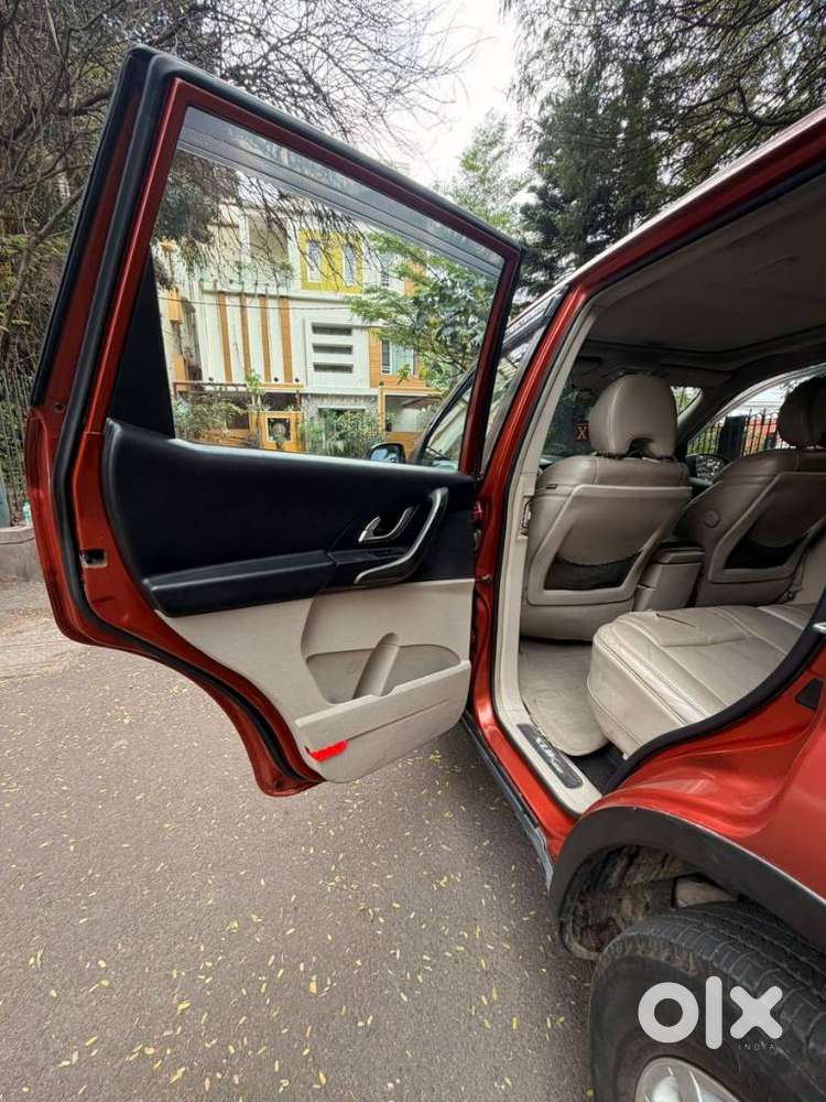 Mahindra Xuv500 W10 Awd, 2016, Diesel