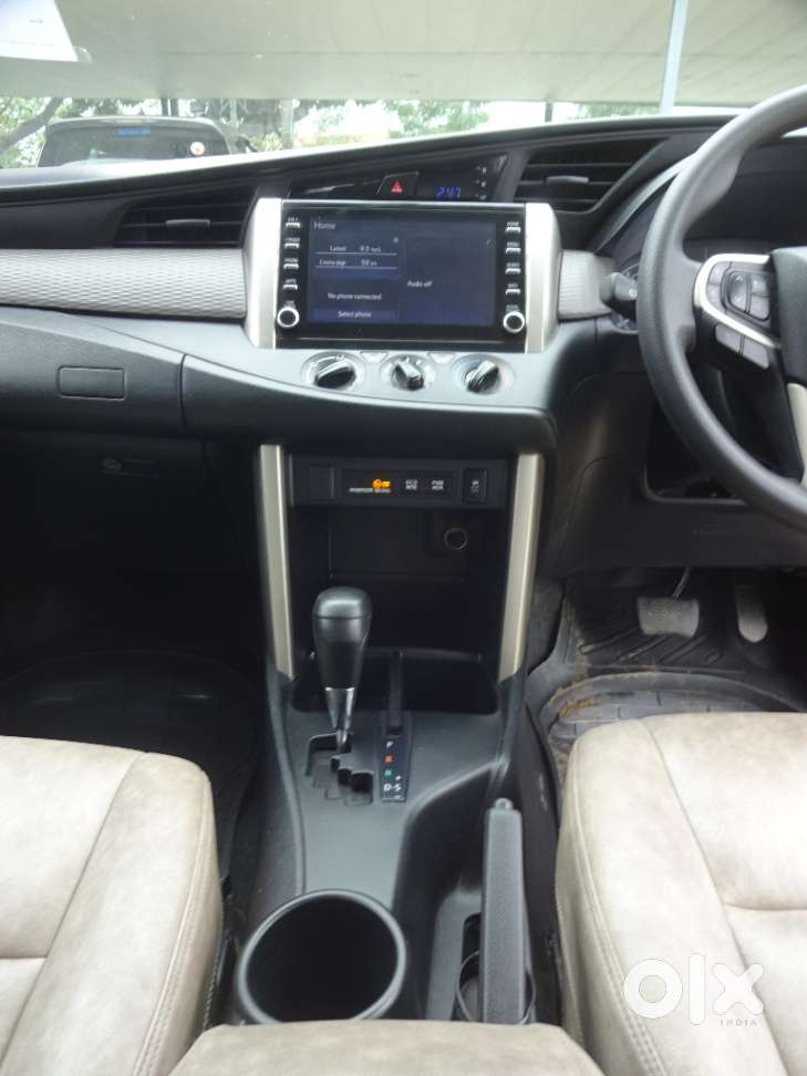 Toyota Innova Crysta 2.8 Gx At 8s, 2022, Diesel
