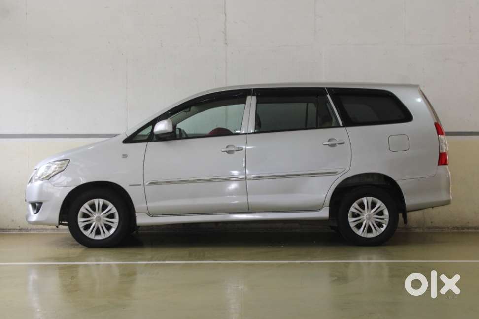 Toyota Innova 2.5 G (diesel) 8 Seater, 2013, Diesel
