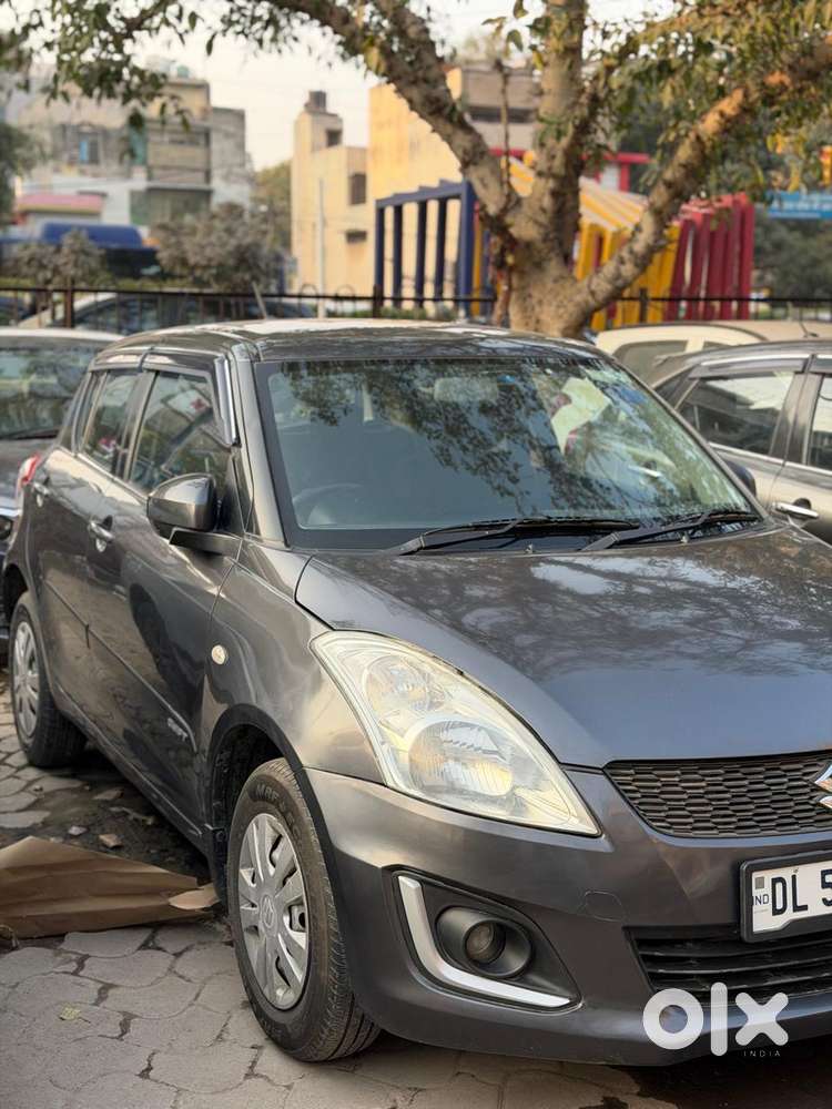 Maruti Suzuki Swift 1.2 Lxi (o), 2017, Petrol