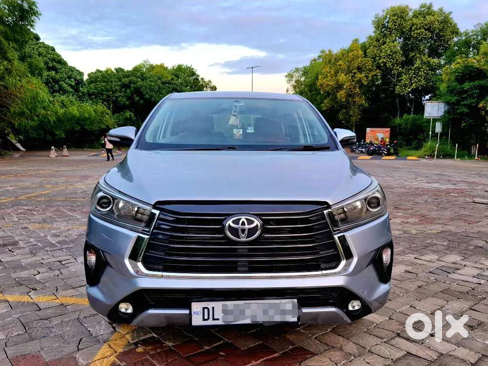 Crysta 2019 Automatic 2.8 Z, Immaculate Condition