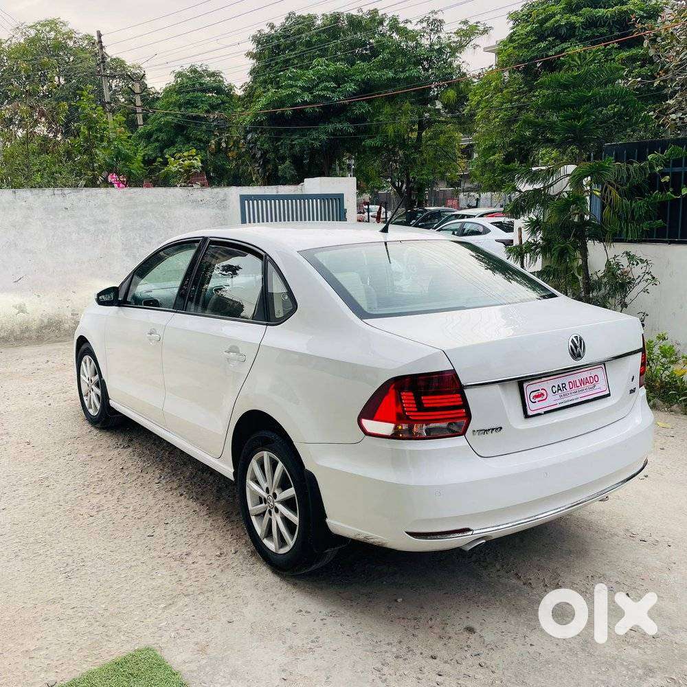 Volkswagen Vento 1.2 Tsi Highline Plus At, 2018, Petrol