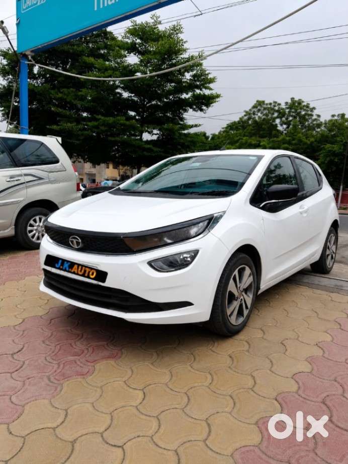 Tata Altroz Xz, 2020, Petrol